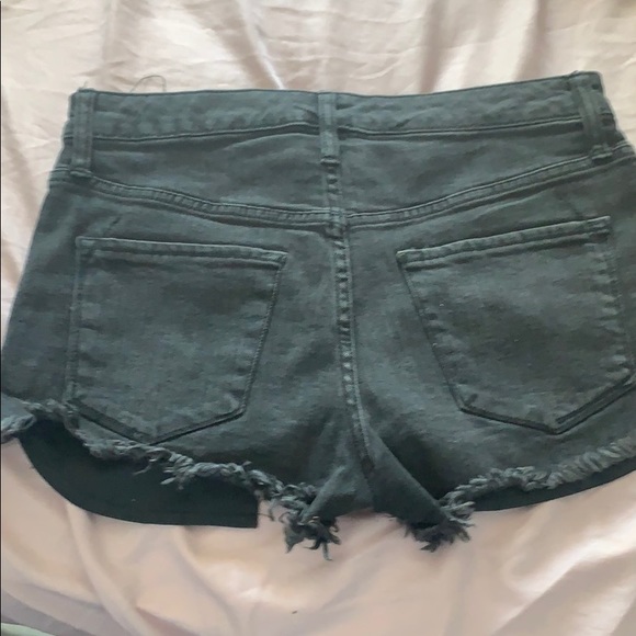 Jean short - Picture 4 of 4